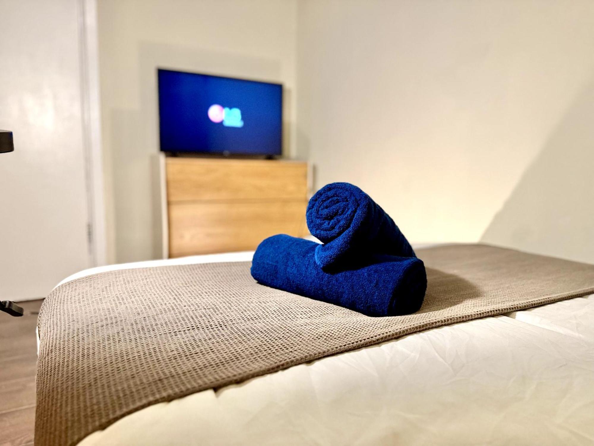The Seymour Suites Birmingham Ngoại thất bức ảnh